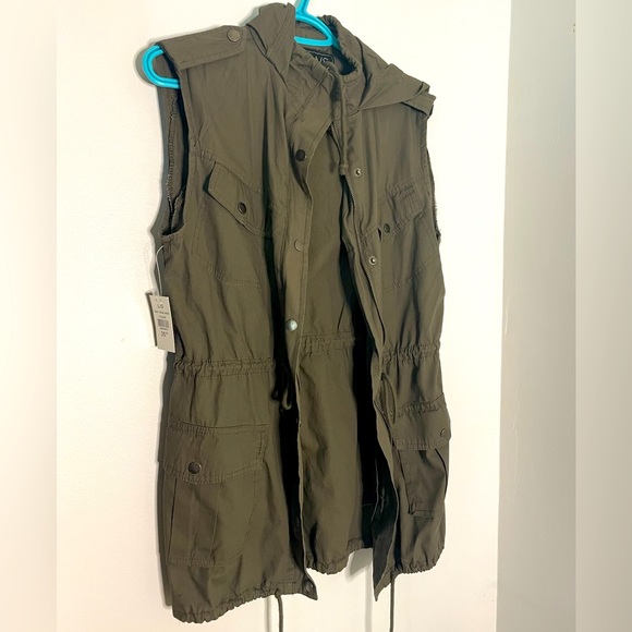 NWT Military Style Vest - Picture 1 of 3